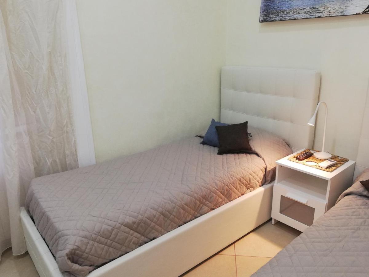 La Dolce Dimora Bed and Breakfast Νάπολη Εξωτερικό φωτογραφία
